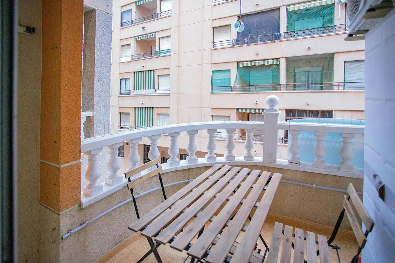 טורבייחה 118 Los Locos Playa - Alicante Holiday מראה חיצוני תמונה